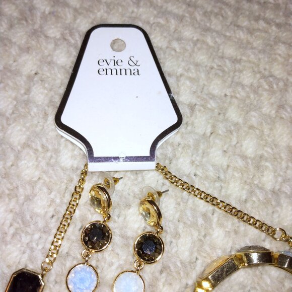 Jewelry Lot Gold-Tone Layered Necklaces Maximalist Statement Earrings+ Bundle - Picture 3 of 11